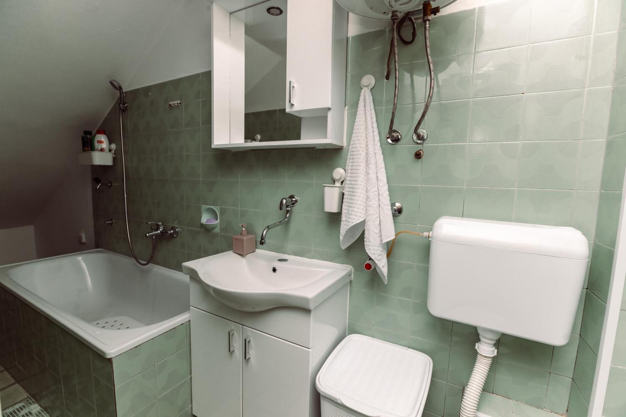 Apartmani Bulevar 采蒂涅 外观 照片